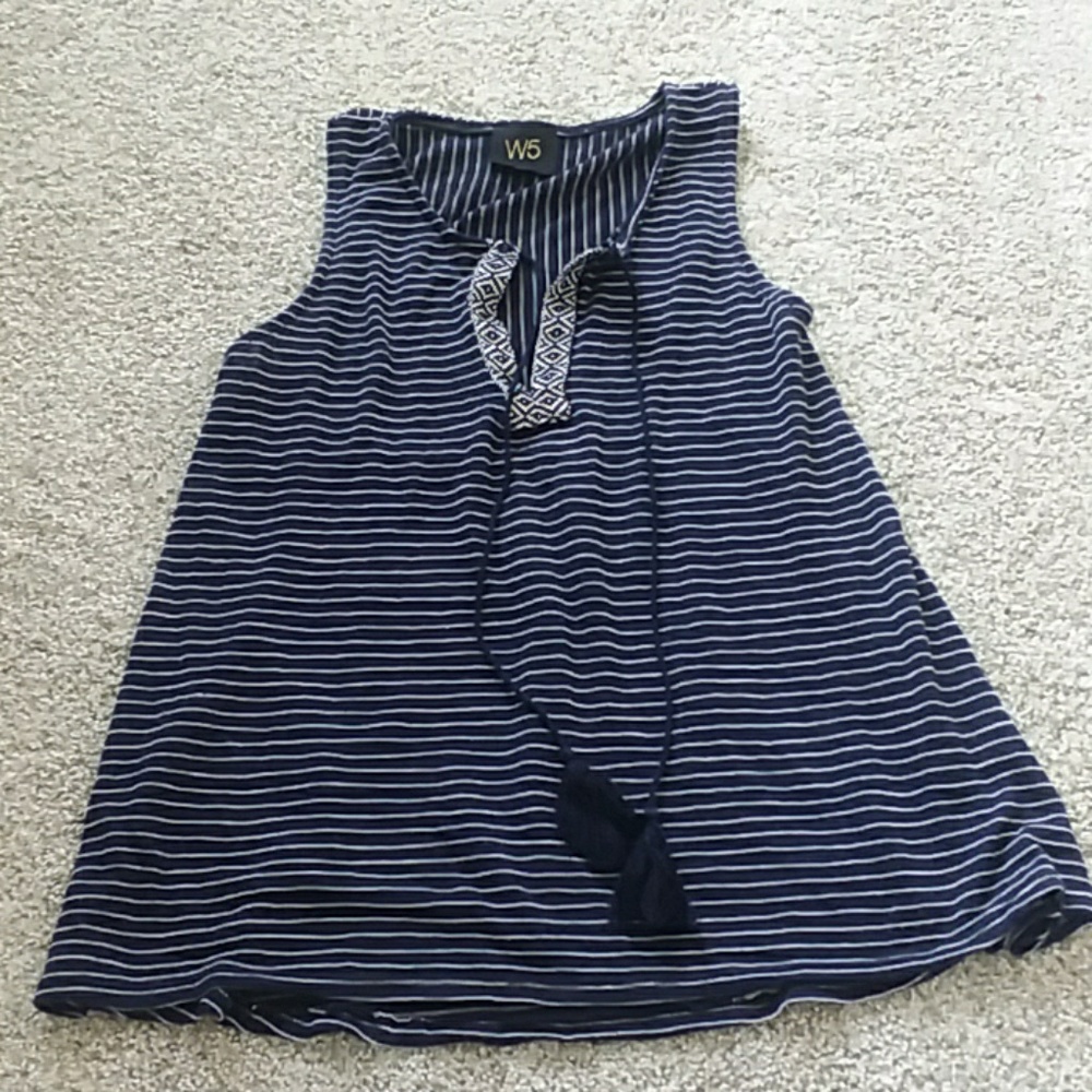 Tank top with tassels size M
